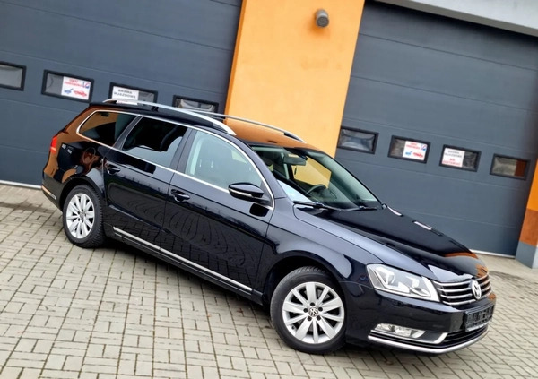 Volkswagen Passat cena 37900 przebieg: 229000, rok produkcji 2012 z Myszków małe 121